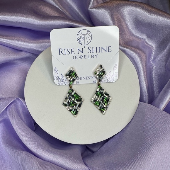 Luxury Party Earrings - Gold Plated - Picture 1 of 5